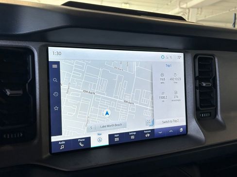 Used 2024 Ford Bronco Outer Banks image 11