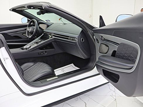 Used 2024 Aston Martin DB12 Convertible RWD image 48