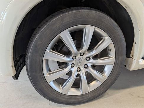 Used 2012 INFINITI QX56 4WD w/ Theater Pkg image 7