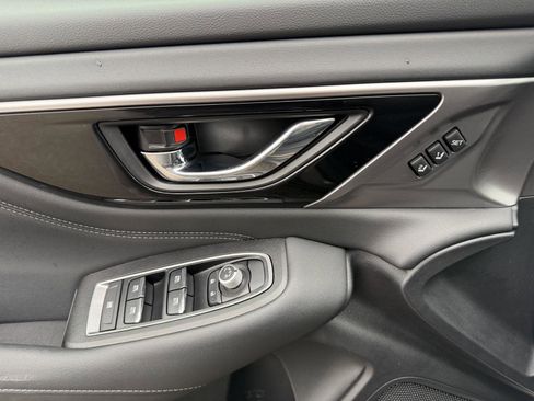 Used 2024 Subaru Outback Limited image 12