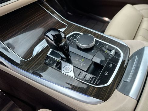 Used 2019 BMW X7 xDrive40i w/ Cold Weather Package image 20