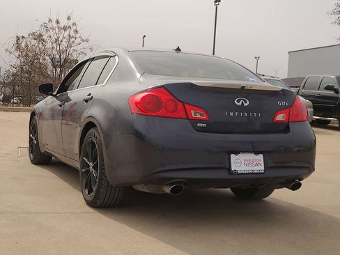 Used 2013 INFINITI G37 x w/ Premium Pkg image 2
