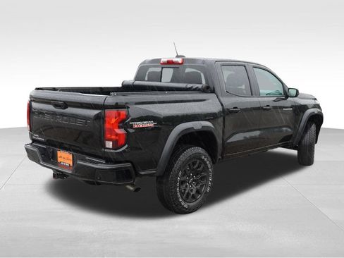 Used 2023 Chevrolet Colorado Trail Boss w/ Advanced Trailering Package AWD/4WD image 5