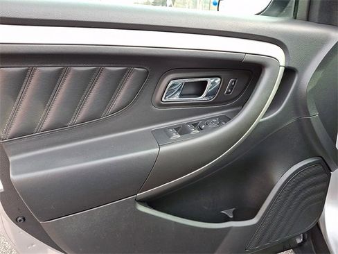 Used 2015 Ford Taurus SEL w/ Equipment Group 201A image 13