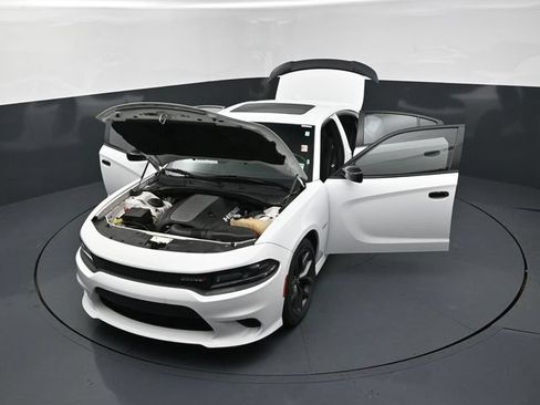 Used 2019 Dodge Charger R/T w/ Blacktop Package RWD image 26