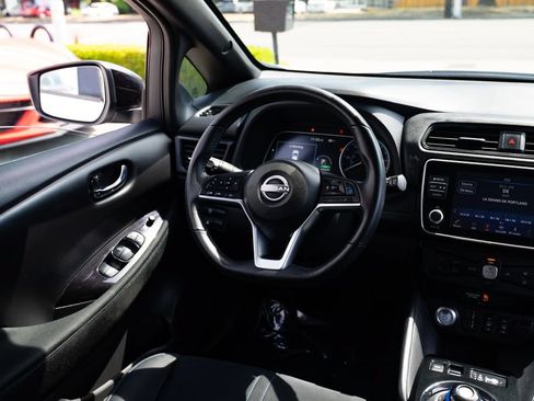 Used 2025 Nissan Leaf SV Plus FWD image 10