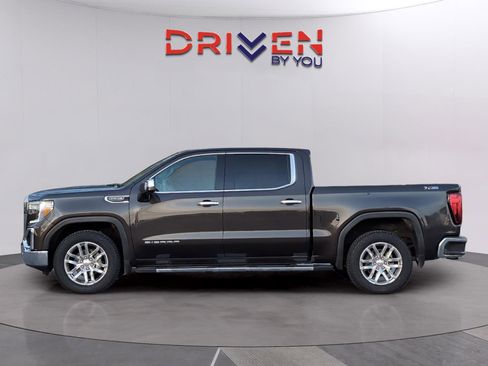 Used 2021 GMC Sierra 1500 SLT w/ SLT Premium Package image 2