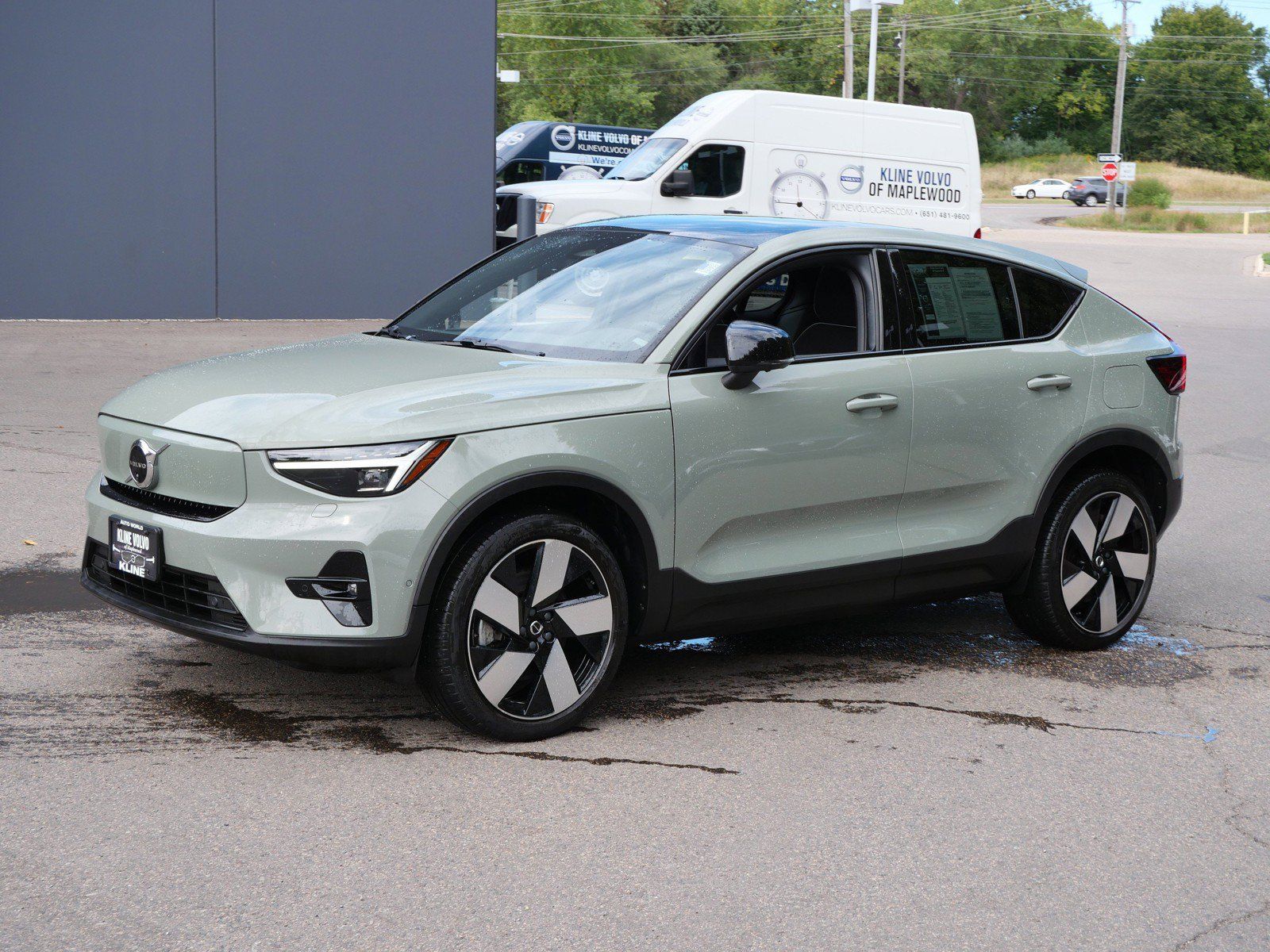 Used 2023 Volvo C40 P8 Recharge Ultimate w/ Protection Package Premier AWD/4WD image 3
