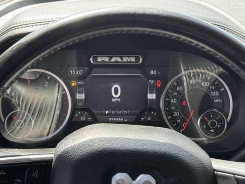 Used 2024 RAM 2500 Laramie AWD/4WD image 16
