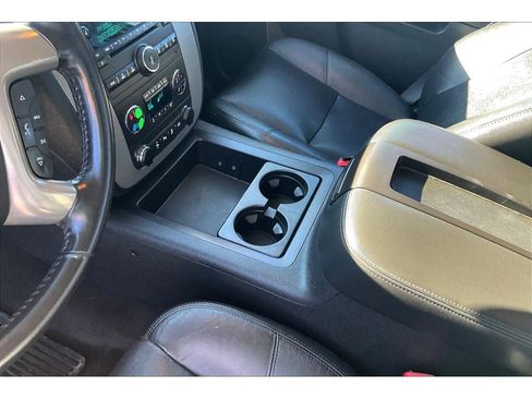 Used 2013 GMC Sierra 2500 SLT w/ SLT Convenience Package image 18
