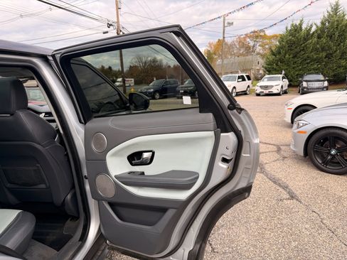 Used 2016 Land Rover Range Rover Evoque HSE Dynamic image 22