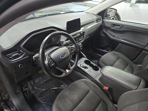 Used 2024 Ford Escape Active AWD/4WD image 17