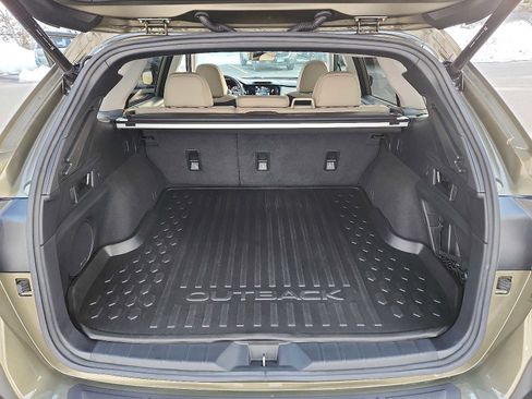 Used 2021 Subaru Outback Limited image 28