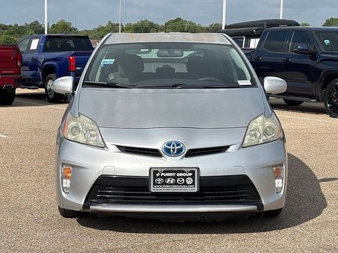 Used 2015 Toyota Prius Two FWD image 27