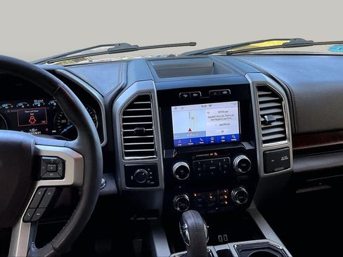 Used 2015 Ford F150 King Ranch w/ Equipment Group 601A Luxury AWD/4WD image 7