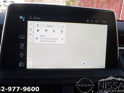 Used 2023 Chevrolet Suburban Premier image 30