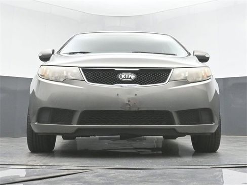 Used 2010 Kia Forte EX image 37