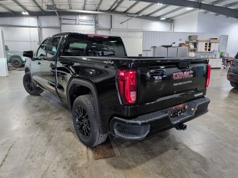 Used 2025 GMC Sierra 1500 Elevation AWD/4WD image 4