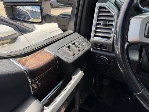 Certified 2017 Ford F350 Platinum w/ Platinum Ultimate Package AWD/4WD image 35