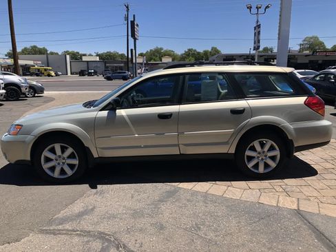 Used 2007 Subaru Outback 2.5i AWD/4WD image 5