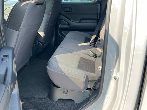 New 2026 Nissan Frontier SV image 18