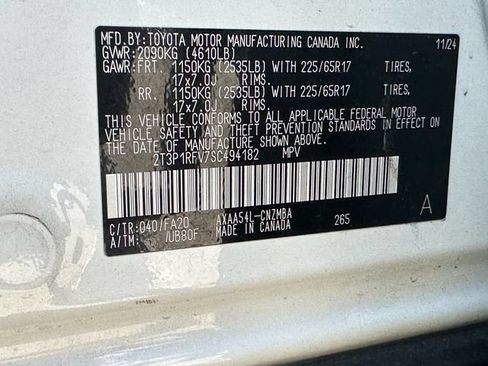 Certified 2025 Toyota RAV4 XLE AWD/4WD image 17
