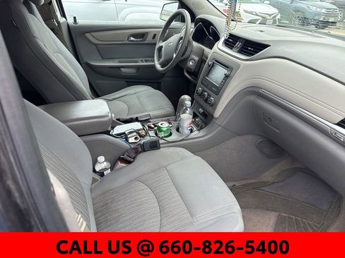 Used 2015 Chevrolet Traverse LS FWD image 4
