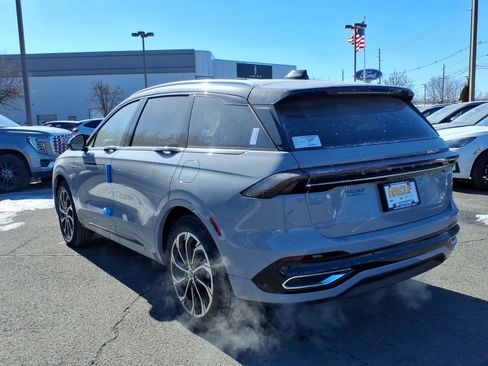 New 2026 Lincoln Nautilus Reserve image 4