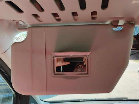 Used 2022 Ford Transit Connect XLT FWD image 24