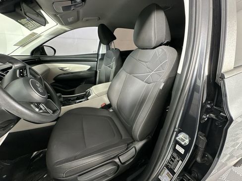 Used 2022 Hyundai Tucson SE image 11