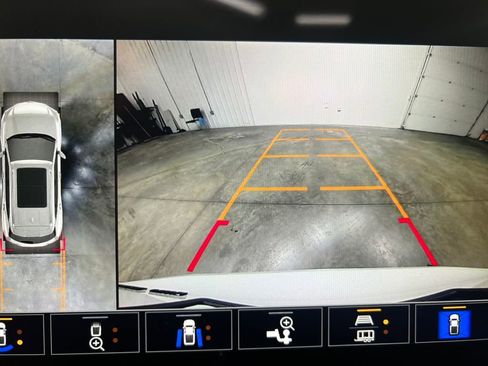 Certified 2024 Chevrolet Blazer RS w/ Driver Confidence II Package image 24