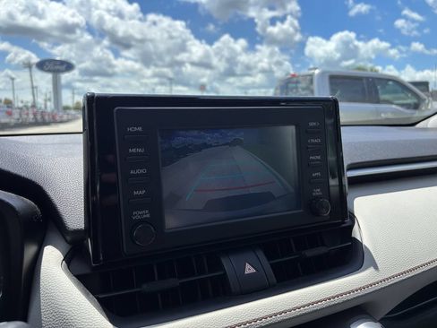 Used 2019 Toyota RAV4 XLE w/ Protection Package FWD image 24