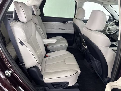 Certified 2024 Hyundai Palisade Calligraphy AWD/4WD image 29