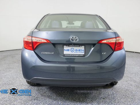 Used 2018 Toyota Corolla LE FWD image 6