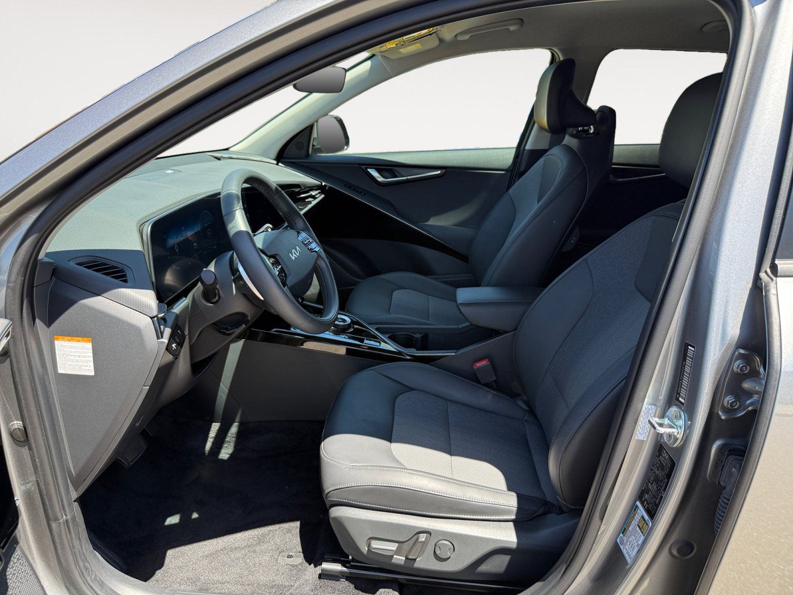Certified 2023 Kia Niro Wind FWD image 10