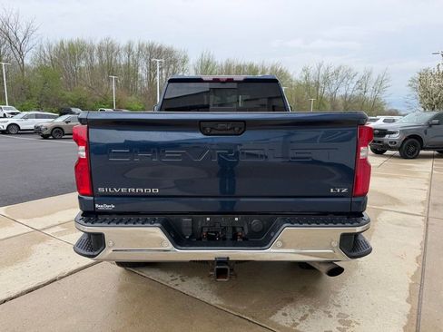 Used 2020 Chevrolet Silverado 2500 LTZ w/ LTZ Premium Package image 6