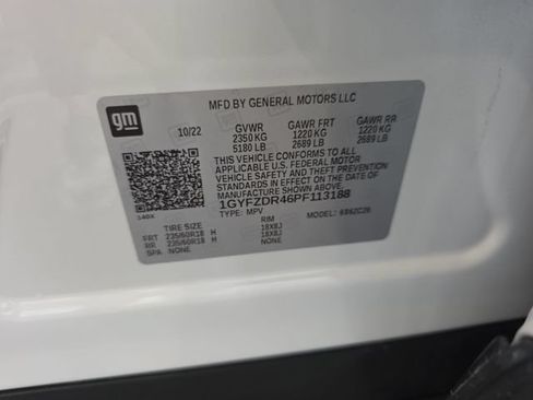 Certified 2023 Cadillac XT4 Premium Luxury w/ Technology Package AWD/4WD image 38