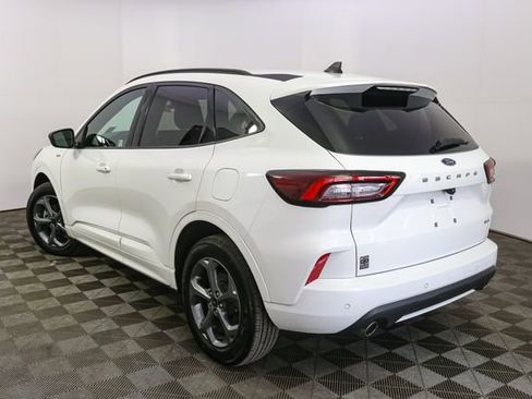 Used 2024 Ford Escape ST-Line w/ Tech Pack #1 AWD/4WD image 8