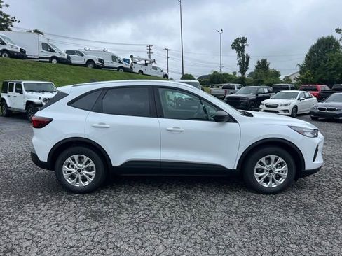 New 2025 Ford Escape Active image 5