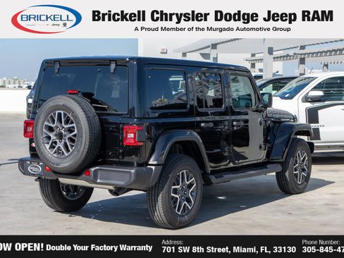 New 2025 Jeep Wrangler Sahara image 5