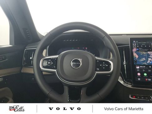 Used 2026 Volvo XC90 B6 Plus w/ Protection Package Premier image 18