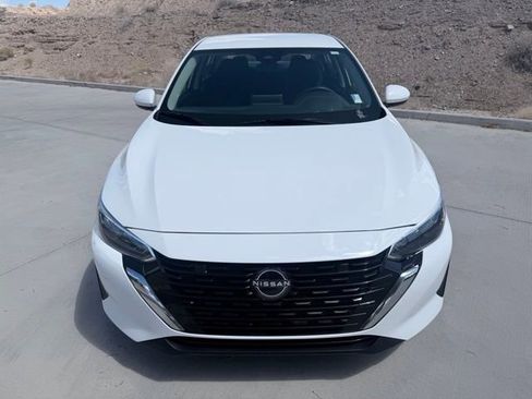 Used 2024 Nissan Sentra SV image 2