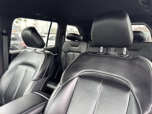 Used 2024 Jeep Grand Cherokee Limited image 24