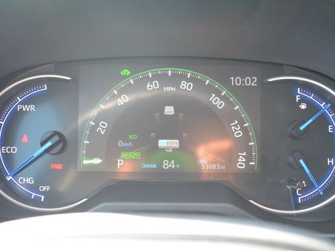 Used 2024 Toyota RAV4 LE AWD/4WD image 12