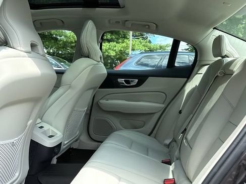 Certified 2023 Volvo S60 B5 Plus w/ Climate Package AWD/4WD image 21