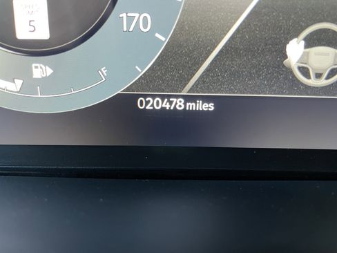 Used 2024 Land Rover Range Rover Velar S AWD/4WD image 25