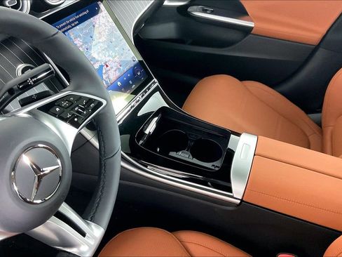 New 2026 Mercedes-Benz C 300 4MATIC Sedan image 8