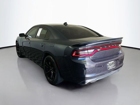Used 2018 Dodge Charger SXT Plus w/ Blacktop Package image 5