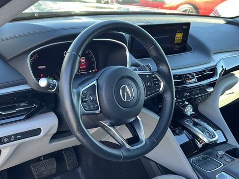 Certified 2023 Acura MDX w/Technology Package image 13