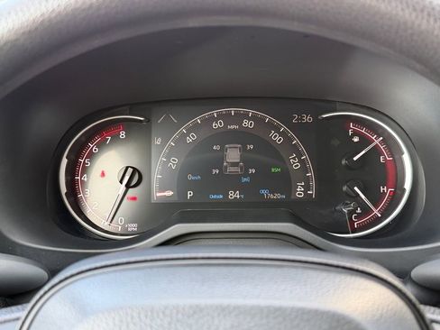 Used 2025 Toyota RAV4 LE image 28